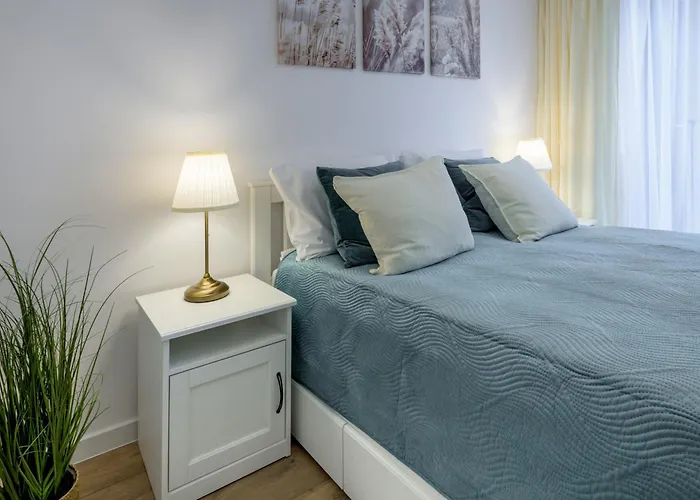 Apartment Rentplanet - Bernardynska